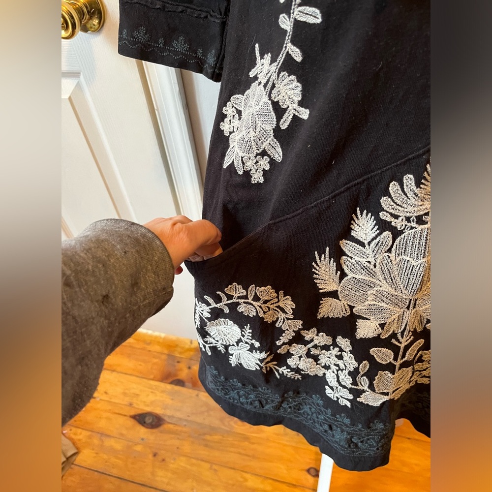 Free People 100% Cotton Mini Dress Black/White Cut Outs Pockets Boho Size M - Picture 3 of 6